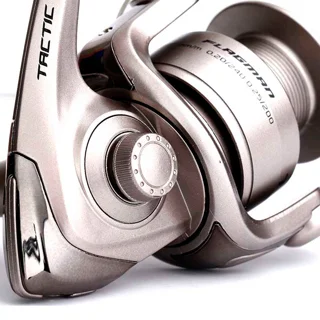 Котушка спінінгова Flagman Tactic 3000