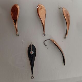 Кобра 4,5см вага: 6,00 -7,00г колір: мідь P